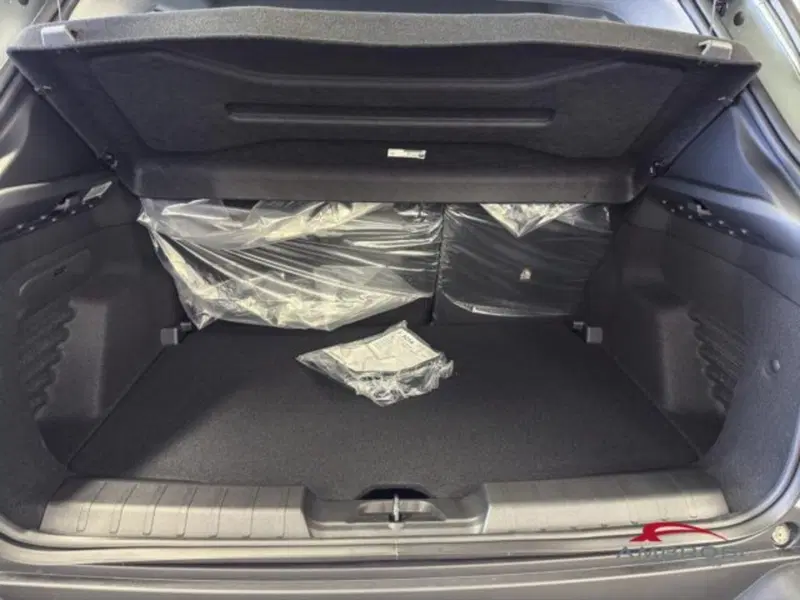 Jeep Avenger nuova a Perugia (9)