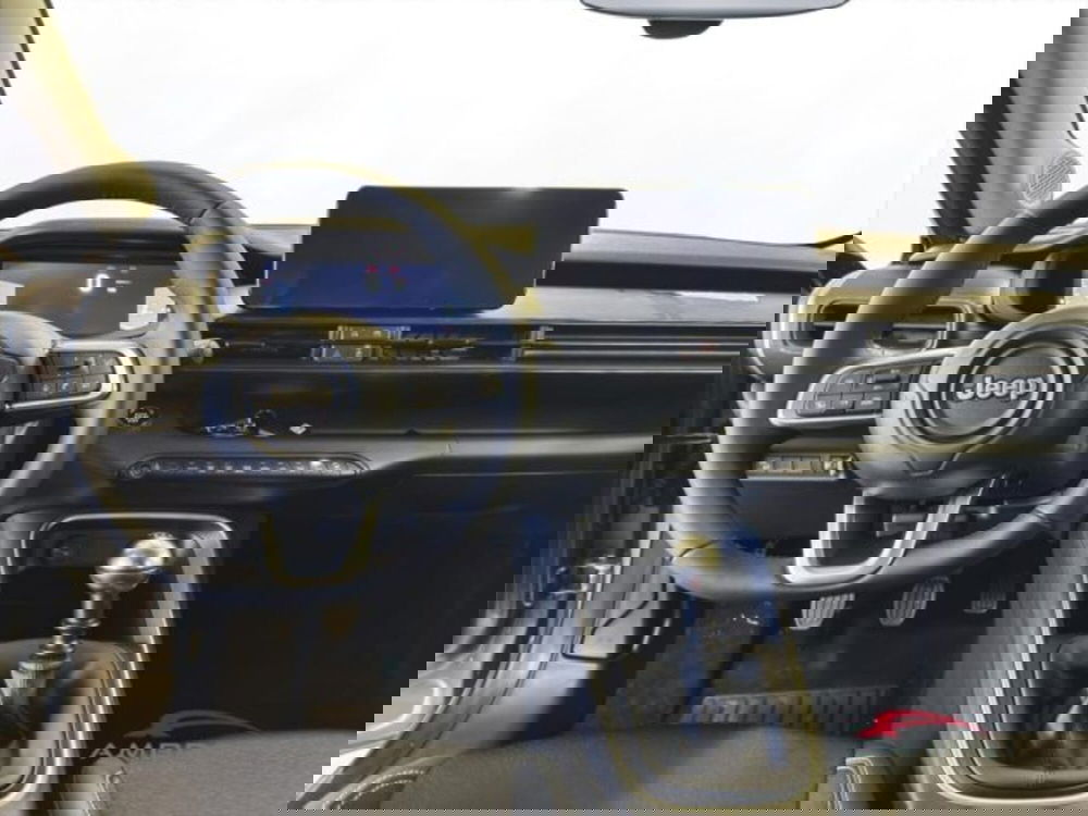 Jeep Avenger nuova a Perugia (15)