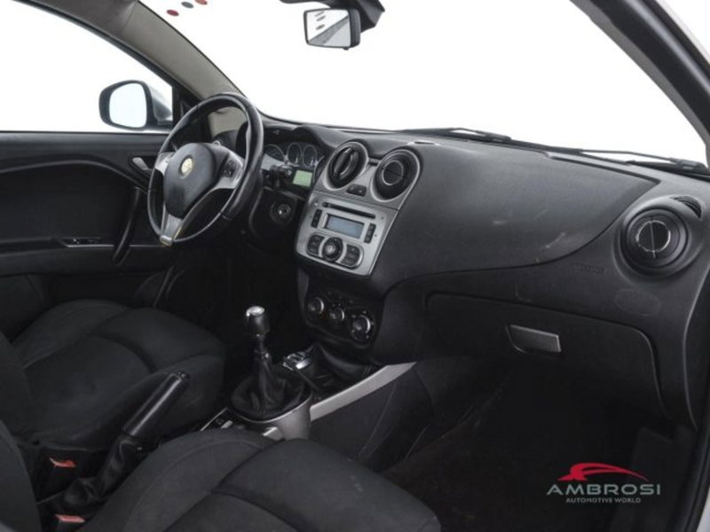 Alfa Romeo MiTo usata a Perugia (11)