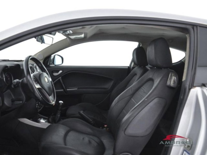 Alfa Romeo MiTo usata a Perugia (9)