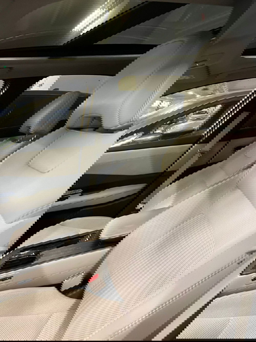 Nissan Ariya usata a Cagliari (9)