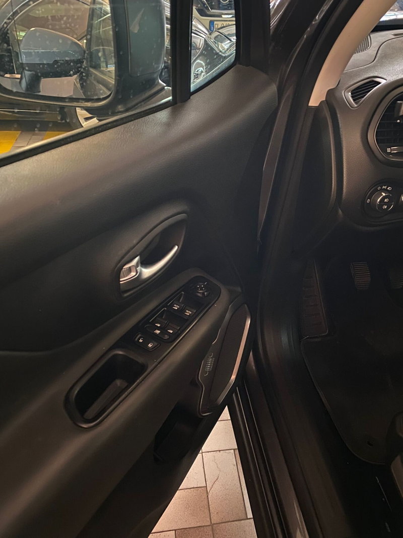 Jeep Renegade usata a Cagliari (3)