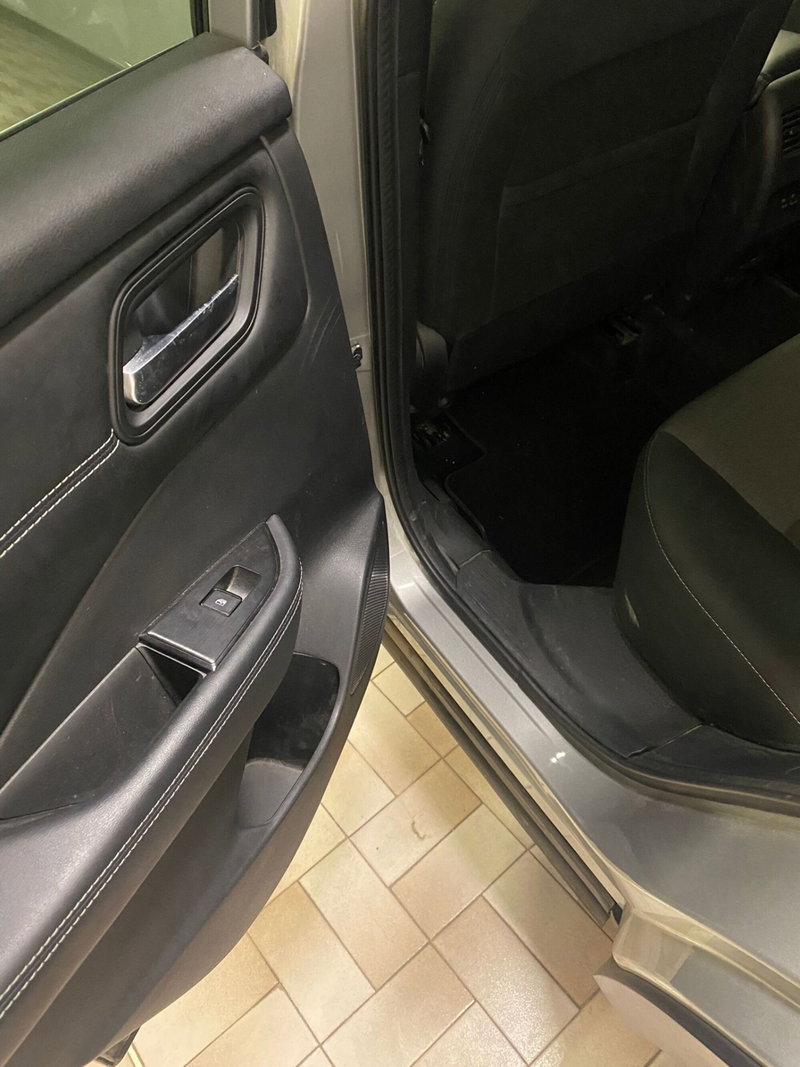 Nissan Qashqai usata a Cagliari (10)