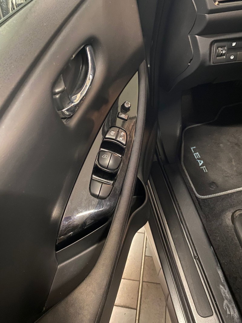 Nissan Leaf usata a Cagliari (4)