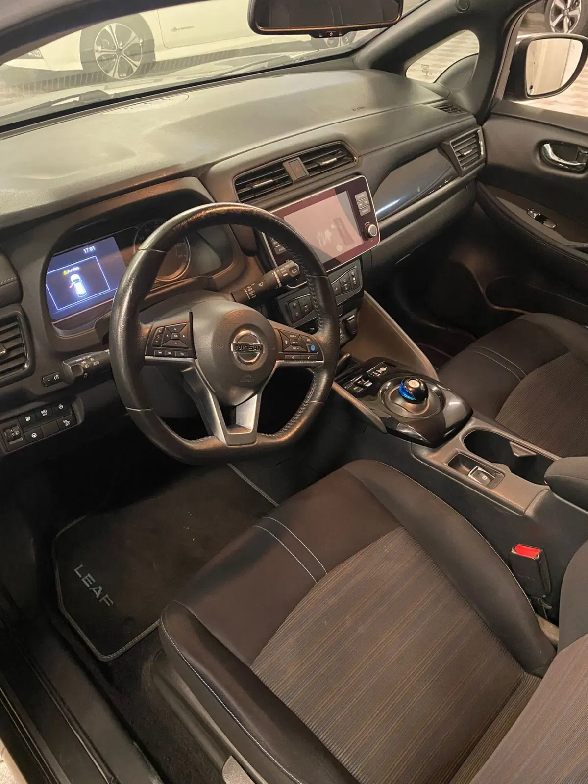 Nissan Leaf usata a Cagliari (7)