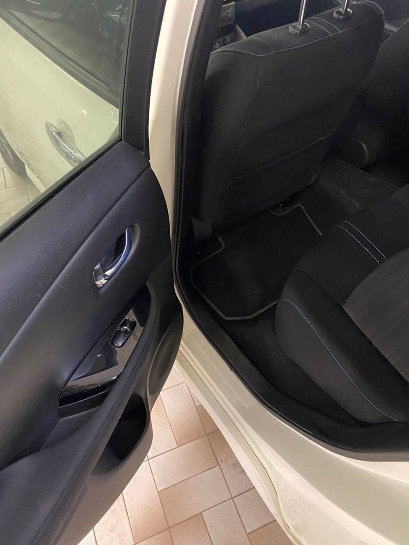 Nissan Leaf usata a Cagliari (14)