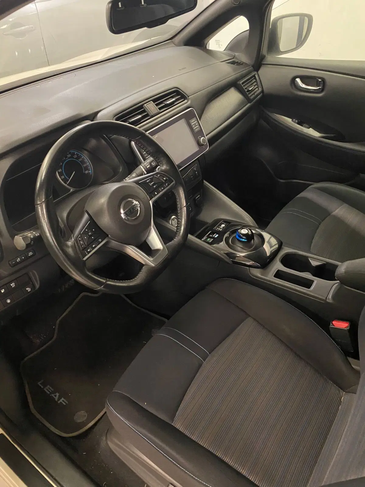 Nissan Leaf usata a Cagliari (6)