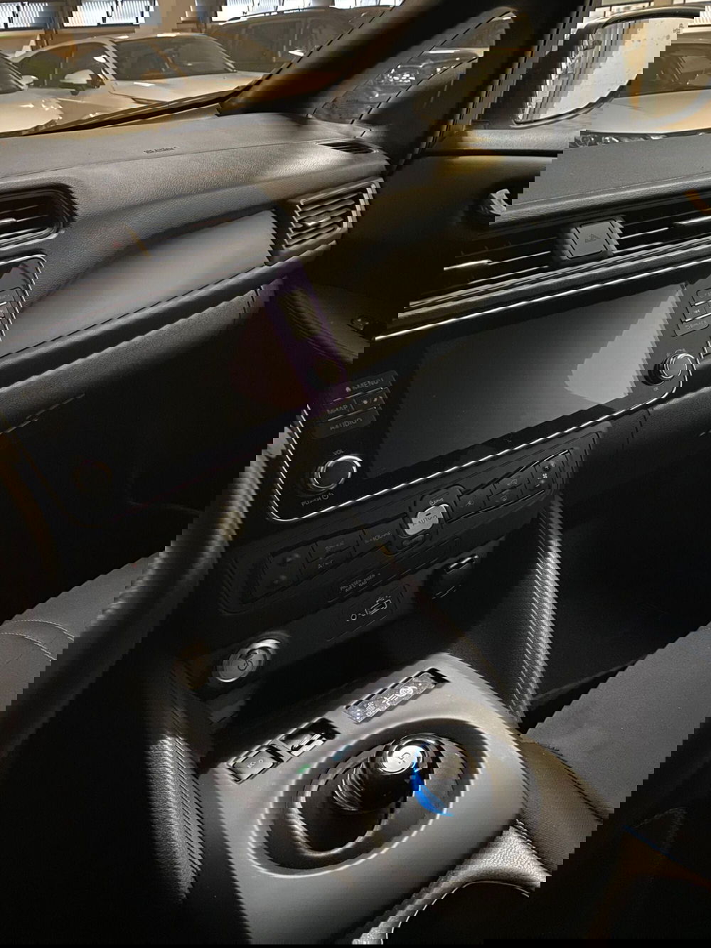 Nissan Leaf usata a Cagliari (7)