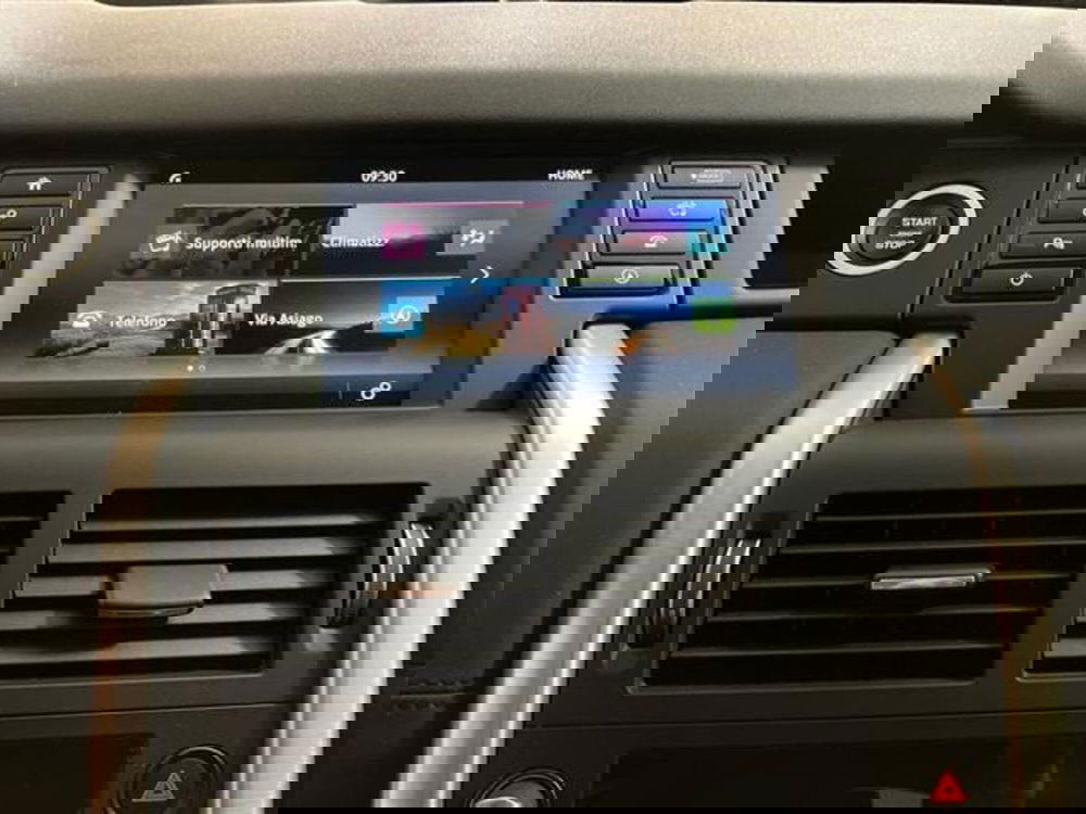 Land Rover Discovery Sport usata a Como (13)