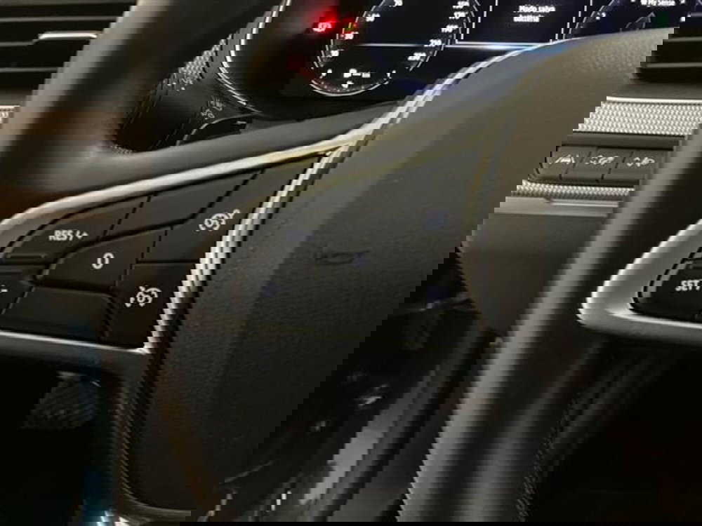 Renault Arkana usata a Como (17)