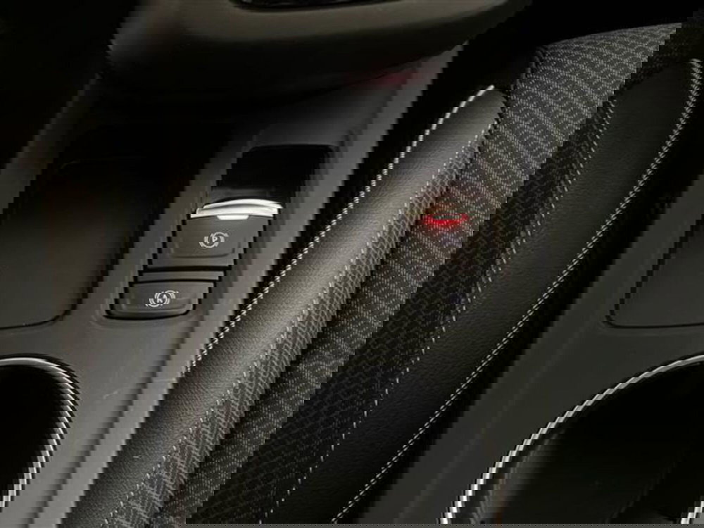 Renault Arkana usata a Como (19)