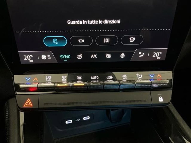 Renault Austral usata a Como (18)