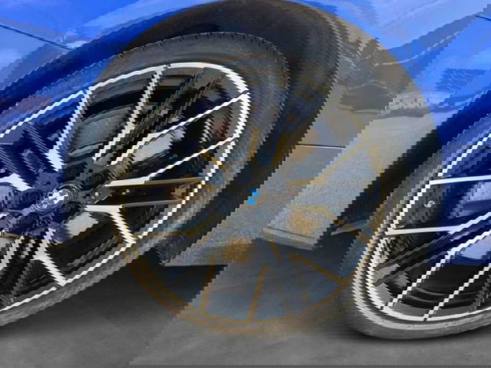 BMW Serie 8 Coupé usata a Lecce (10)