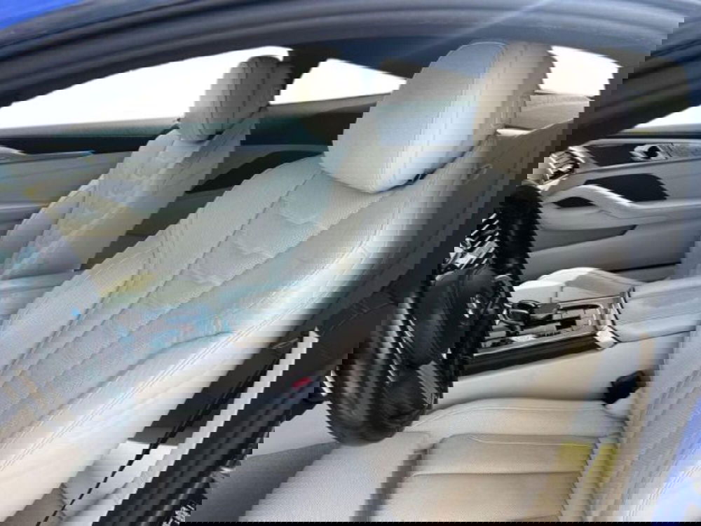 BMW Serie 8 Coupé usata a Lecce (14)