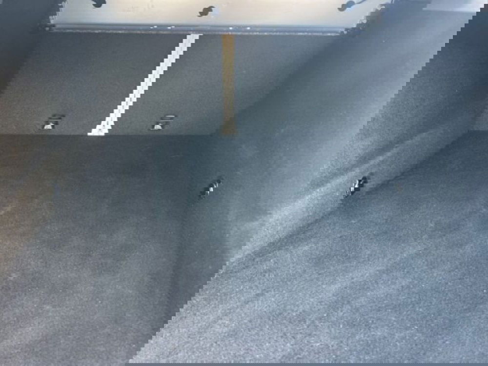 BMW Serie 8 Coupé usata a Lecce (16)