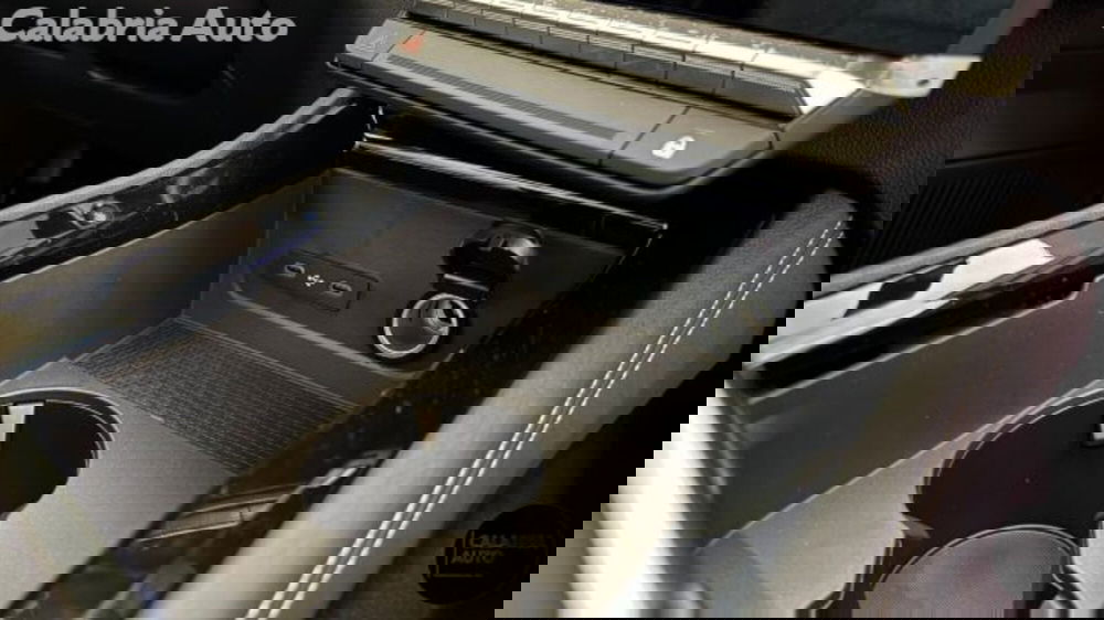 Renault Rafale nuova a Reggio Calabria (14)