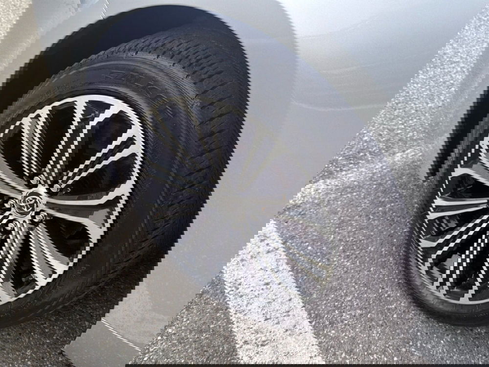 Toyota Corolla Touring Sports usata a Piacenza (11)