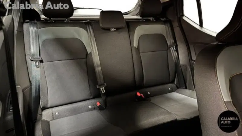 Dacia Sandero Stepway nuova a Reggio Calabria (14)