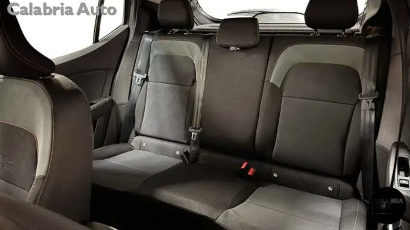 Dacia Sandero Stepway nuova a Reggio Calabria (15)