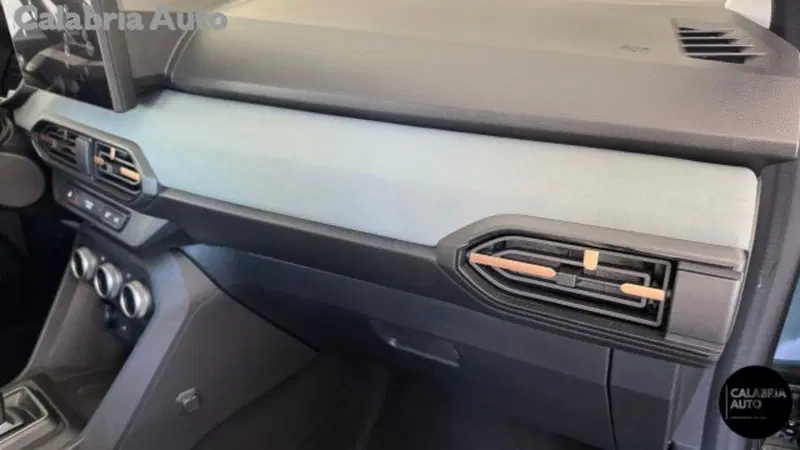 Dacia Sandero Stepway nuova a Reggio Calabria (13)