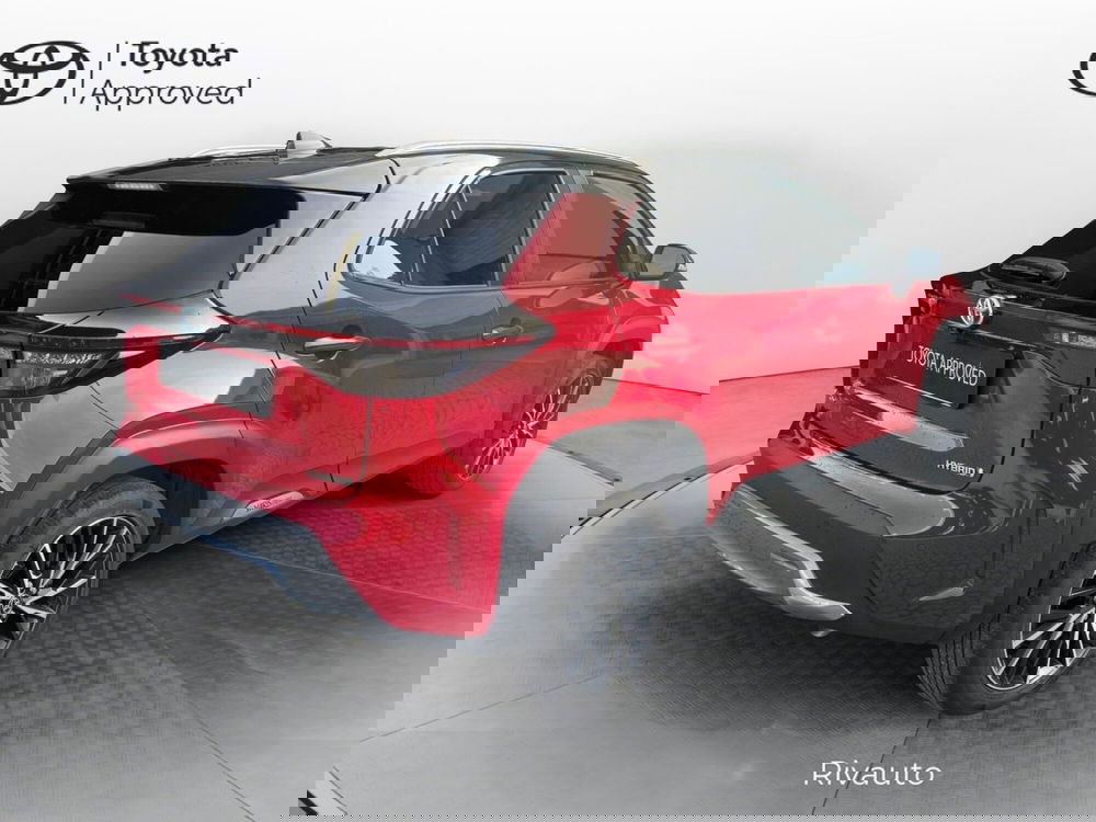 Toyota Yaris Cross usata a Como (9)