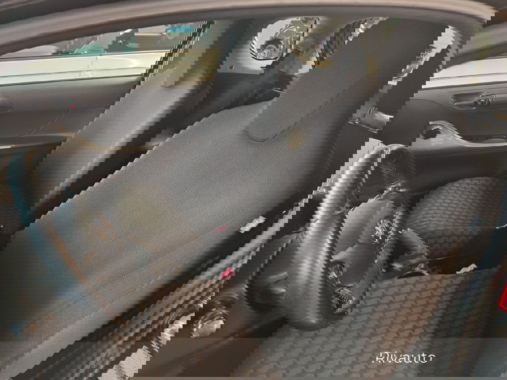 Toyota iQ usata a Como (8)