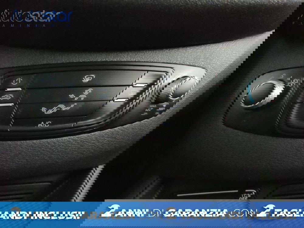 Ford Transit Courier usata a Roma (13)