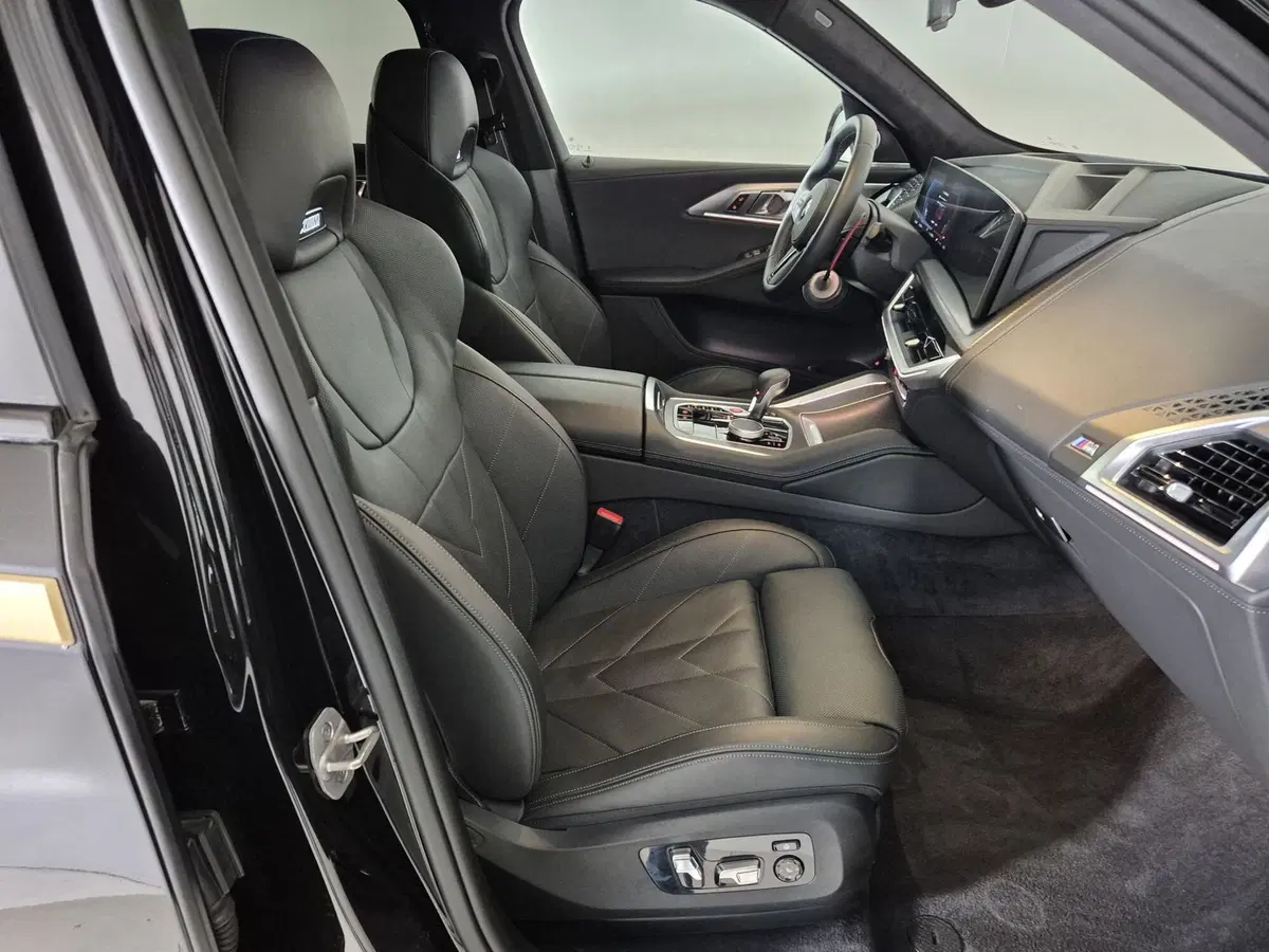 BMW XM usata a Cuneo (10)