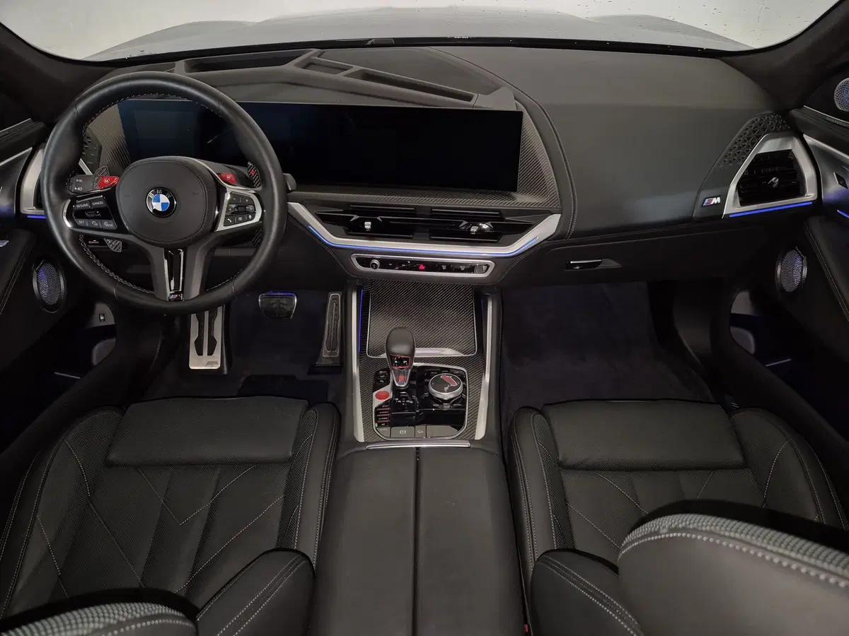 BMW XM usata a Cuneo (9)