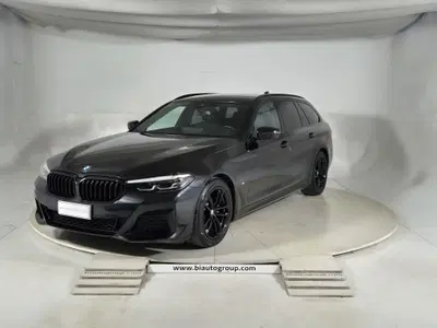 BMW Serie 5 Touring 518d 48V  Msport del 2023 usata a Settimo Torinese
