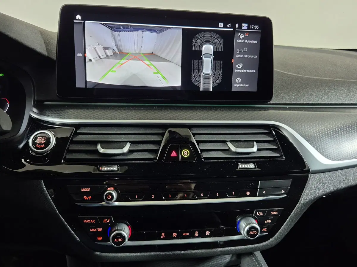 BMW Serie 5 Touring usata a Torino (16)