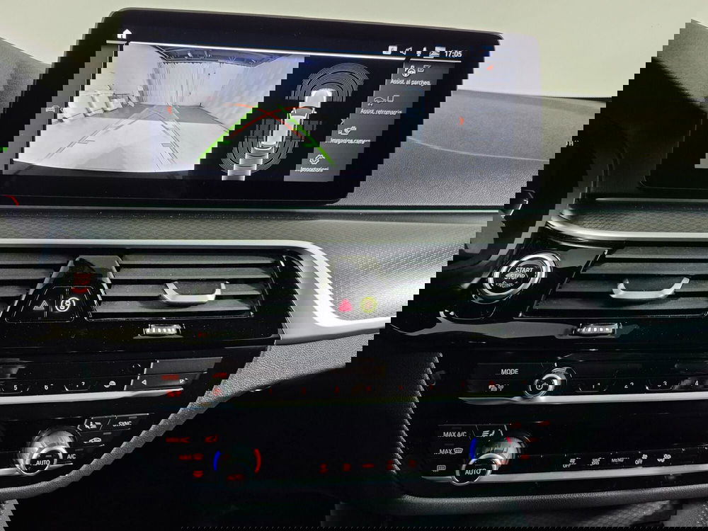 BMW Serie 5 Touring usata a Torino (16)