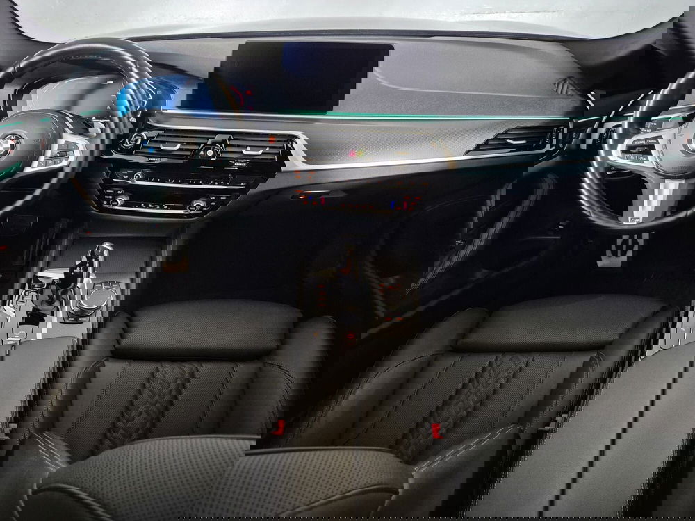 BMW Serie 5 Touring usata a Torino (9)