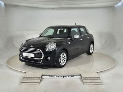 MINI Mini 1.5 Cooper D 5 porte del 2016 usata a Settimo Torinese