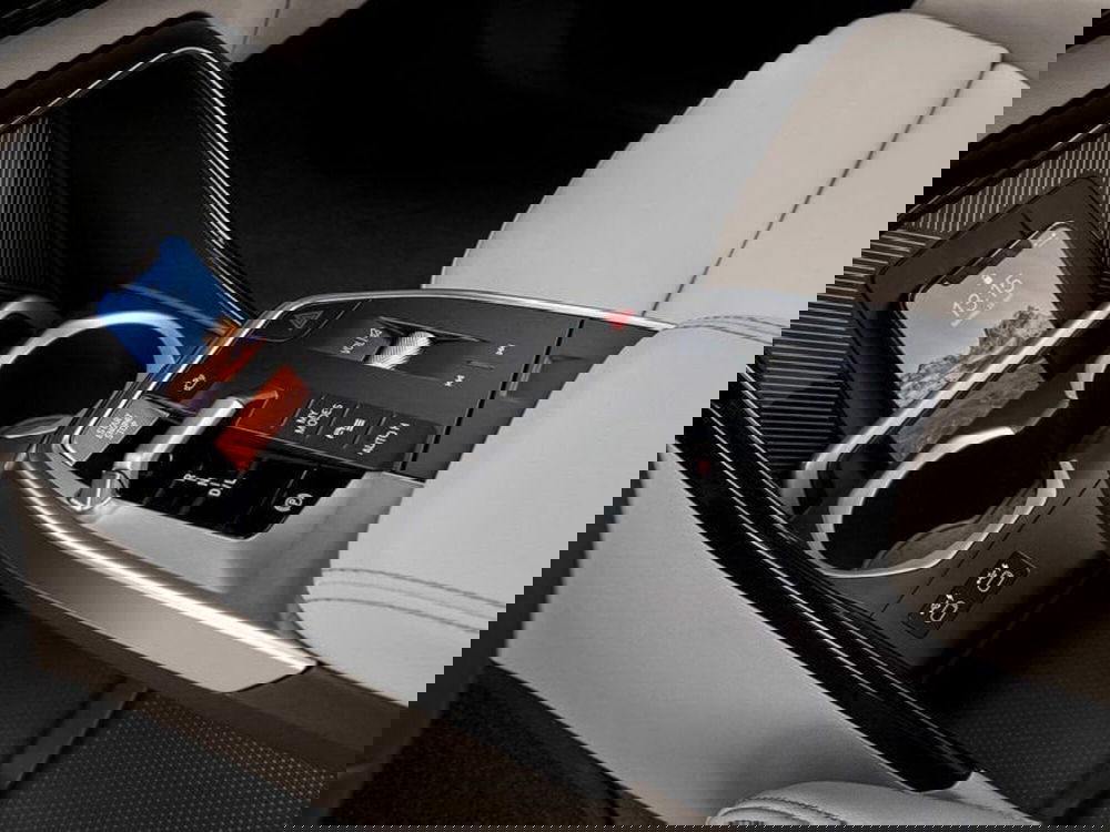 BMW X1 nuova a Torino (8)