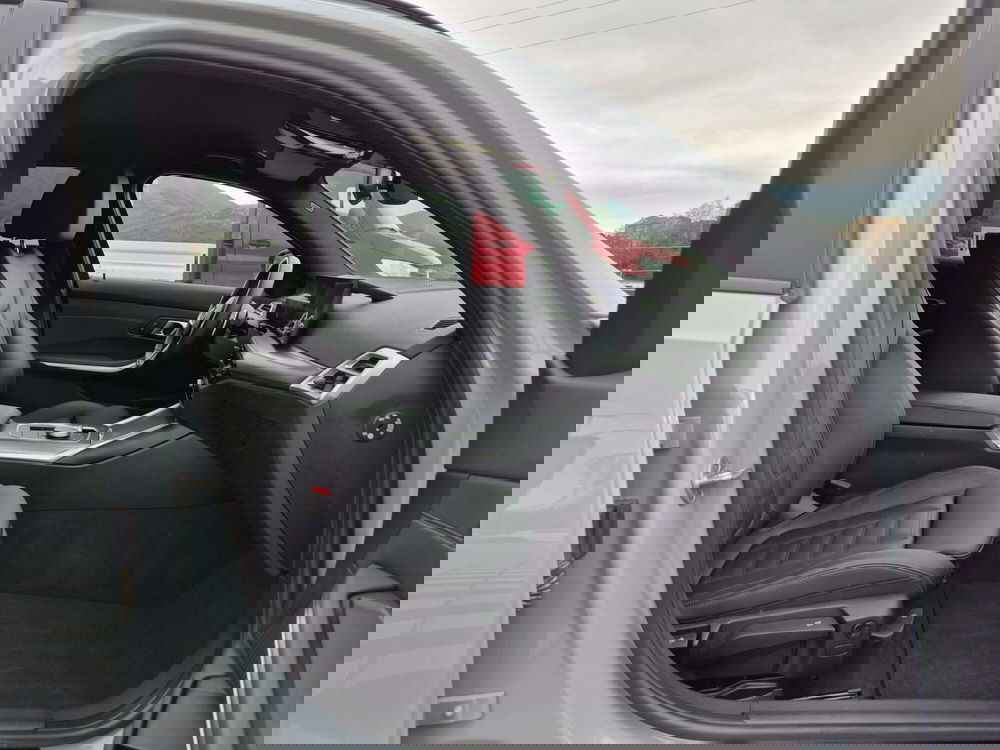 BMW Serie 3 Touring usata  (9)