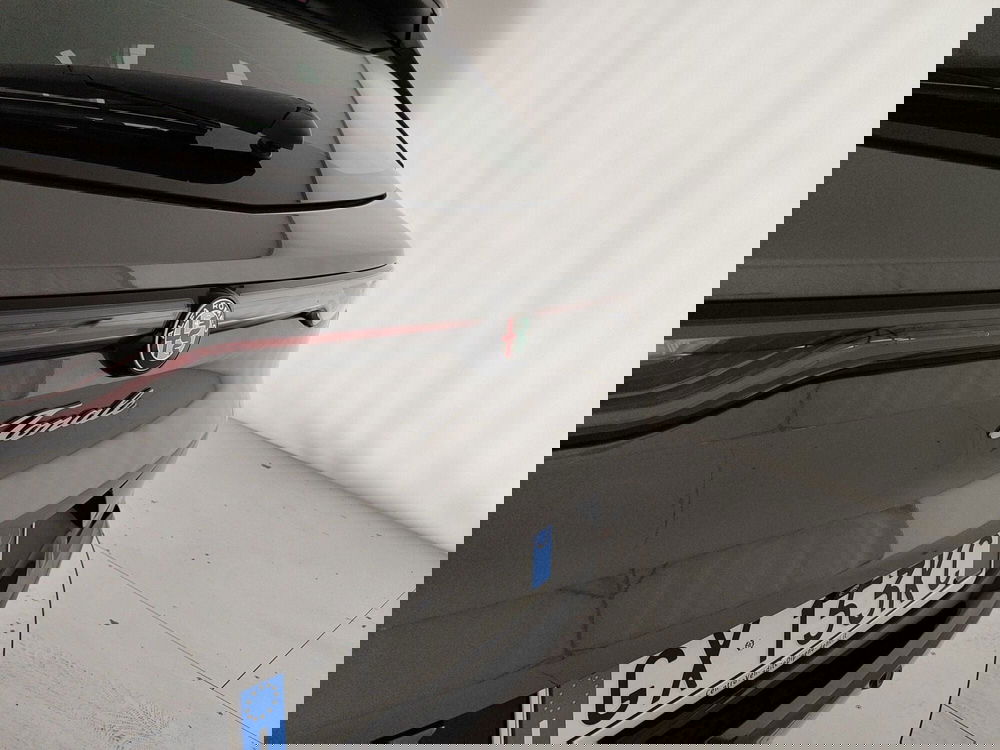 Alfa Romeo Tonale usata a Napoli (10)