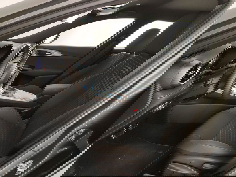 Alfa Romeo Tonale usata a Napoli (16)