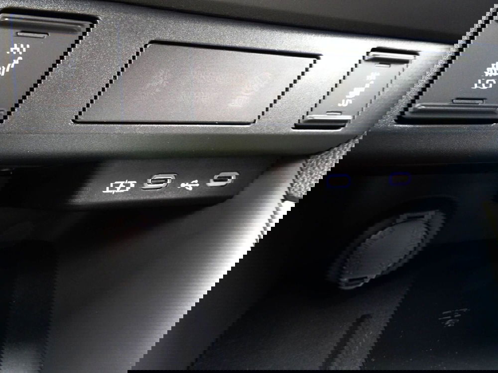 Mazda Mazda2 Hybrid usata a Treviso (19)