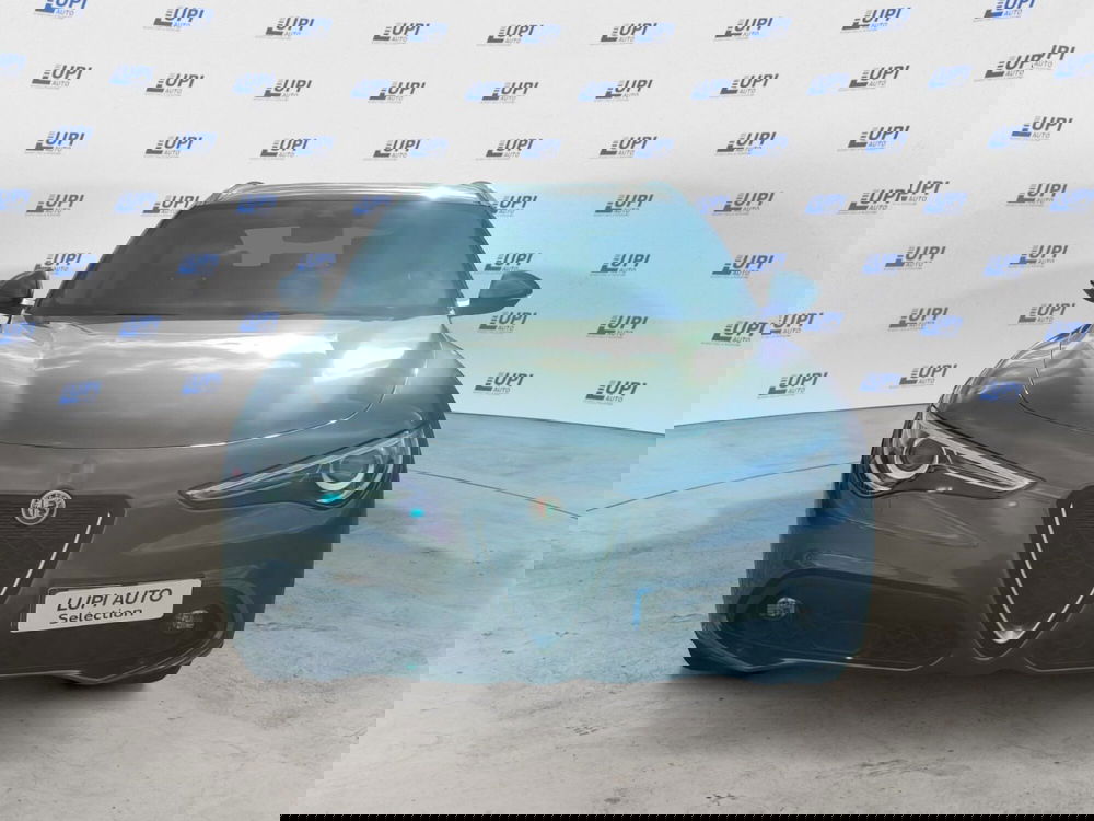 Alfa Romeo Stelvio usata a Pistoia (6)