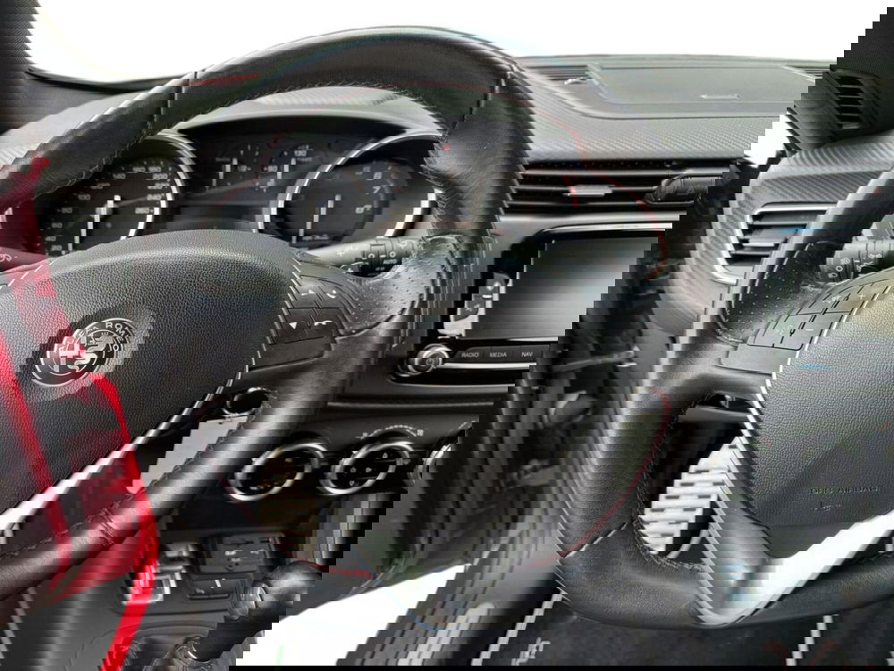 Alfa Romeo Giulietta usata a Pistoia (17)