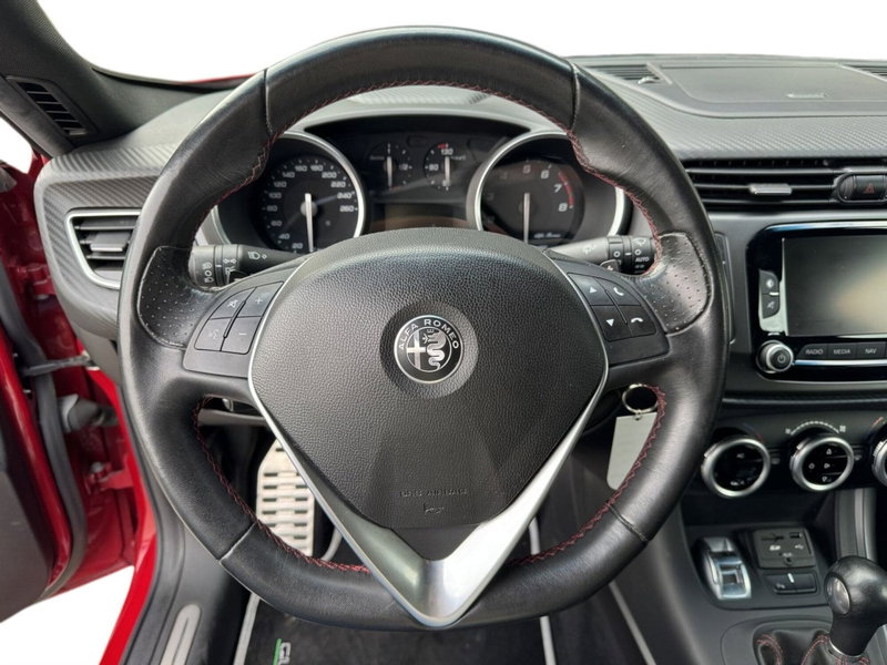 Alfa Romeo Giulietta usata a Pistoia (17)