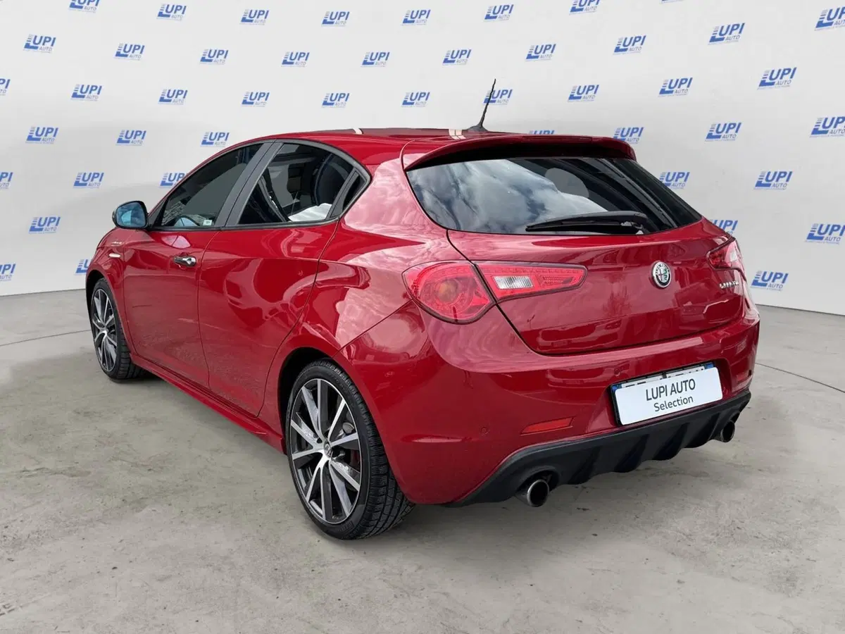 Alfa Romeo Giulietta usata a Pistoia (5)