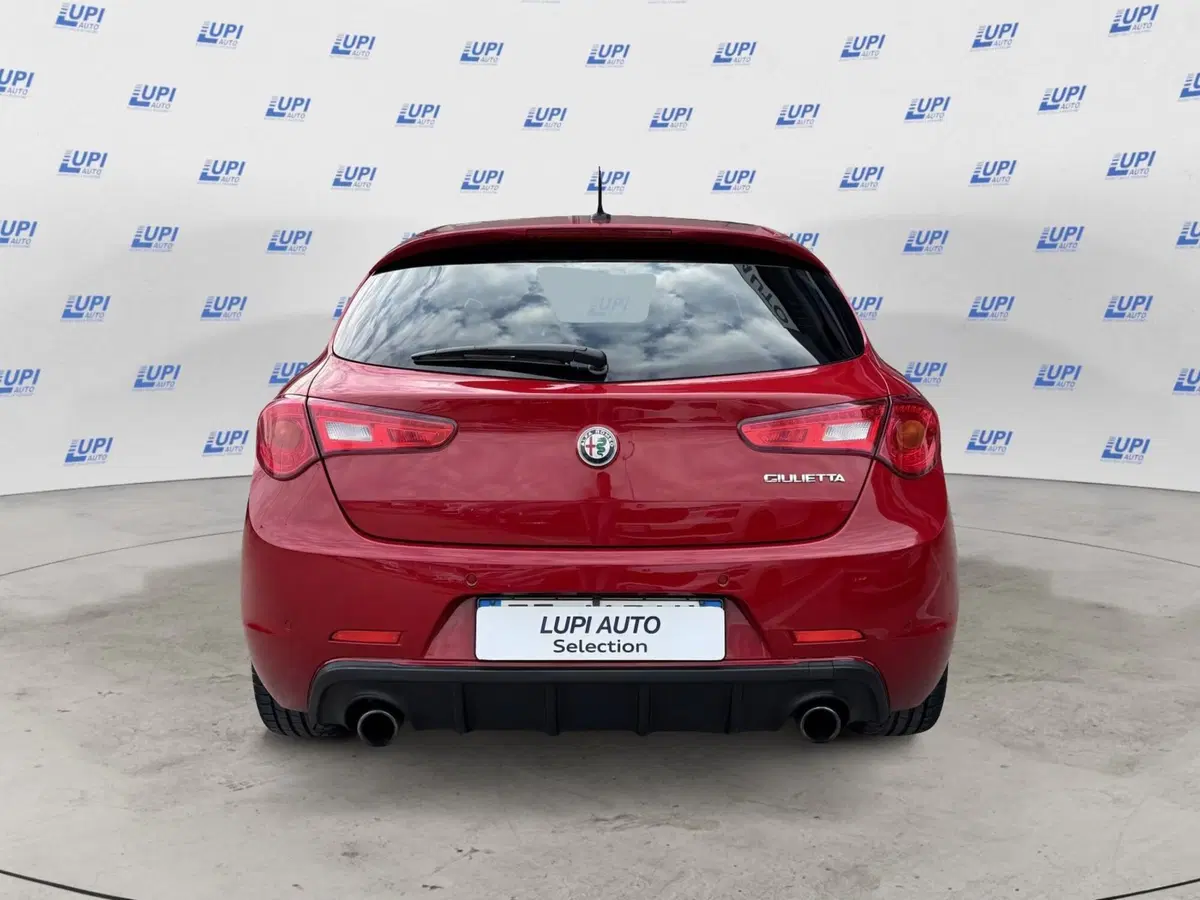 Alfa Romeo Giulietta usata a Pistoia (6)