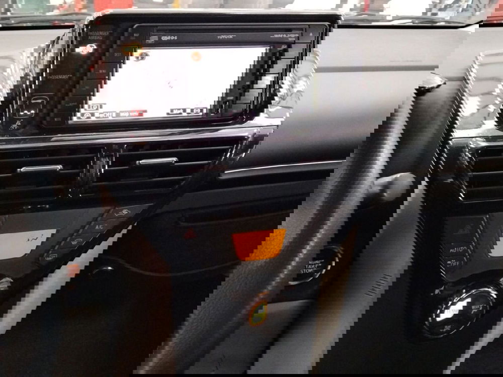 Toyota iQ usata a Roma (9)