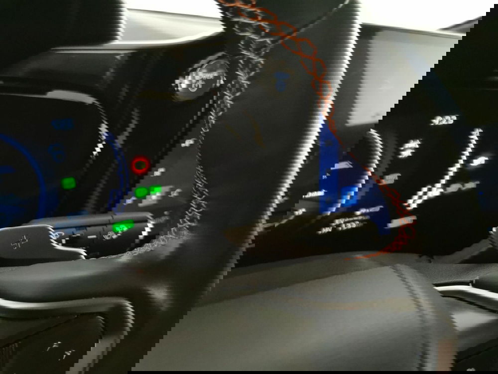 Lexus NX usata a Chieti (17)