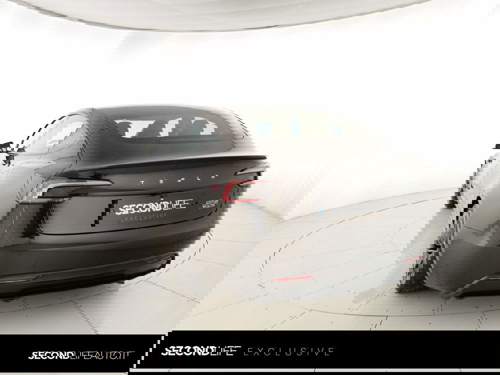 Tesla Model 3 usata a Chieti (11)