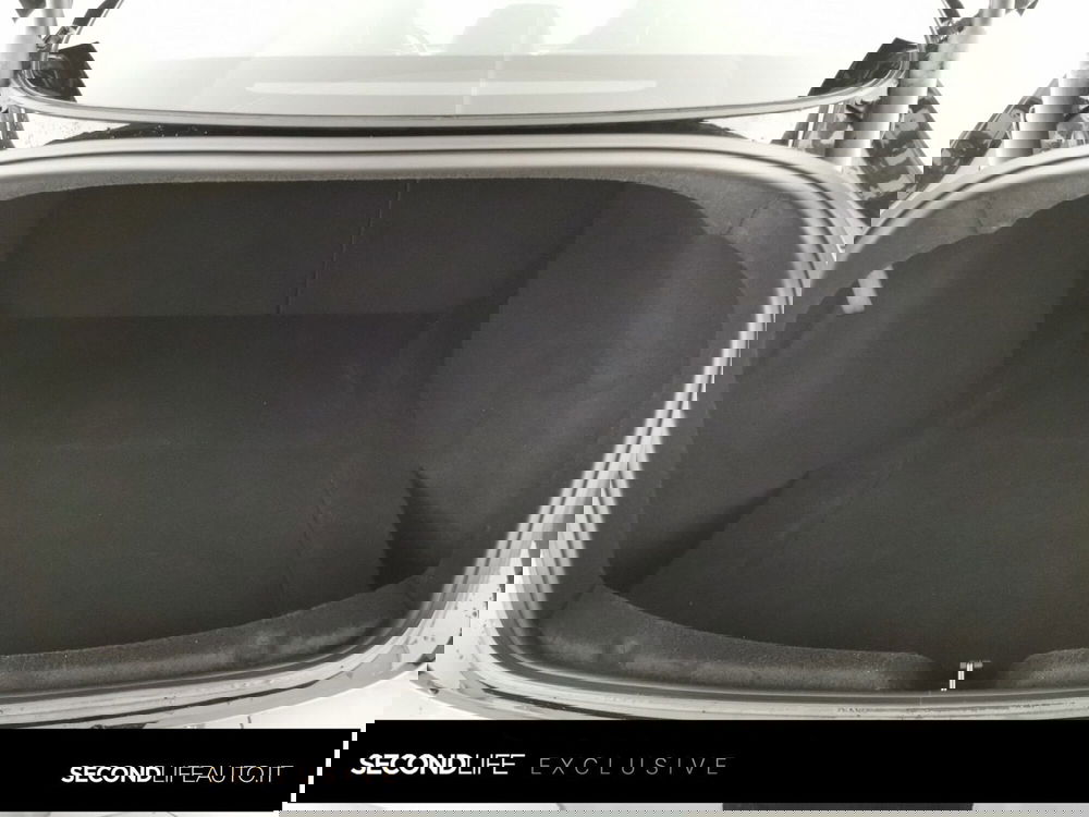 Tesla Model 3 usata a Chieti (17)