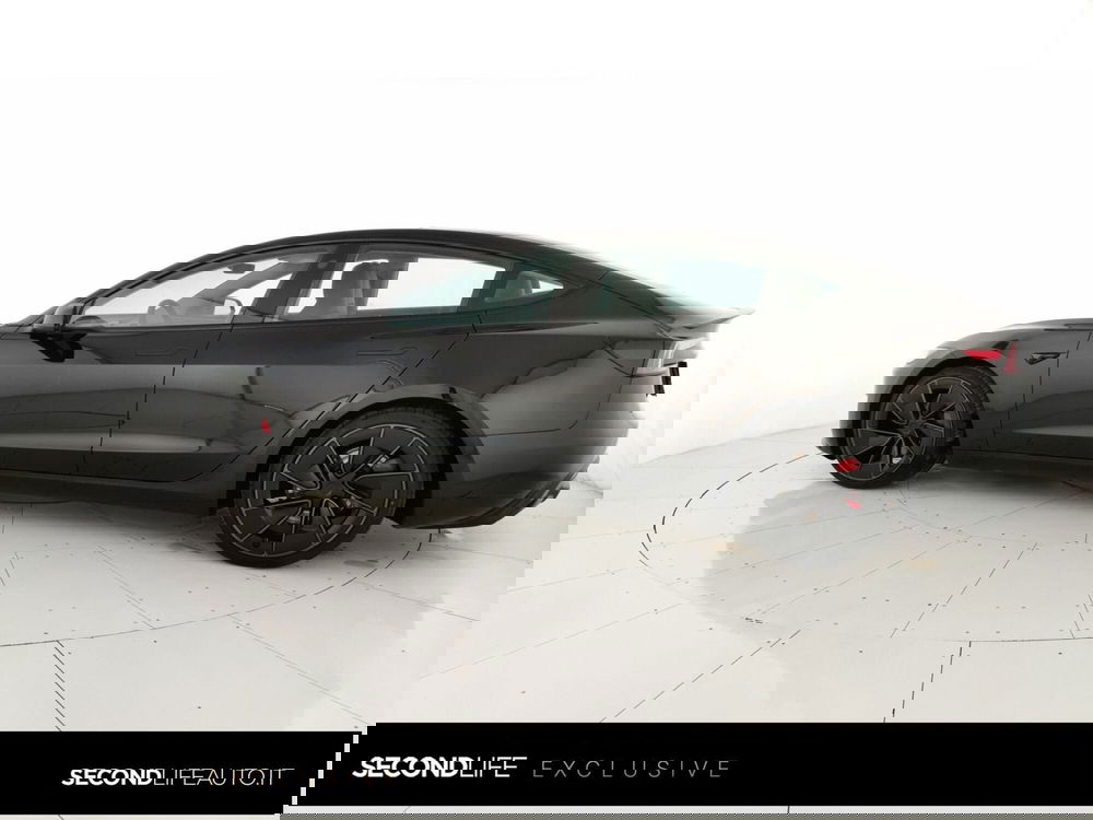 Tesla Model 3 usata a Chieti (2)