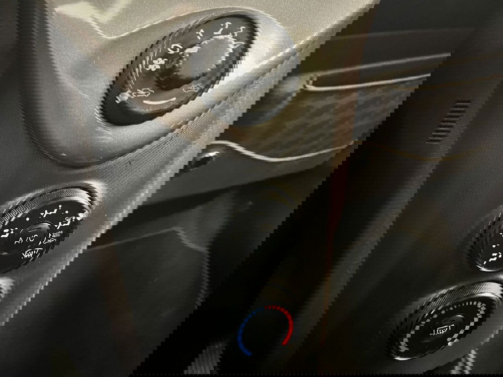 Toyota iQ usata a Bologna (15)